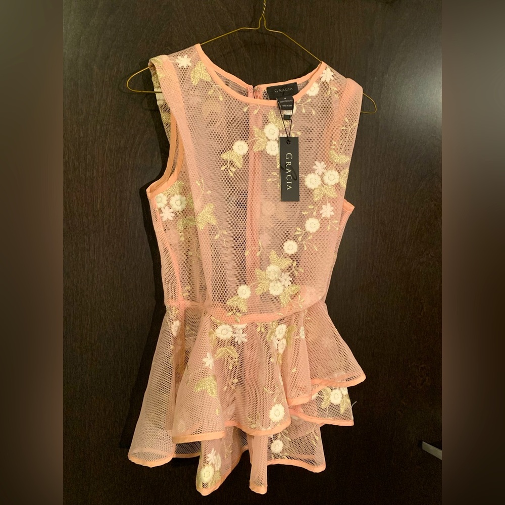 Brand NWT Gracia Mesh Blouse Size Medium